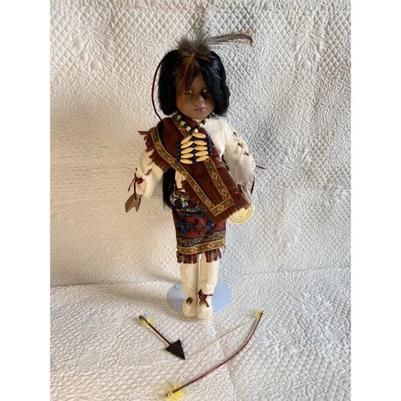Vintage Duck House Heirloom Porcelain Indian Doll Bow & Arrow - Picture 14 of 14